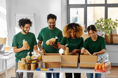 Food packaging helpers