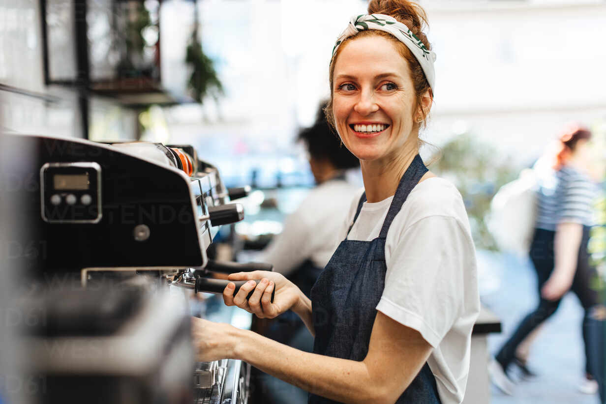 Waitress / Waiter