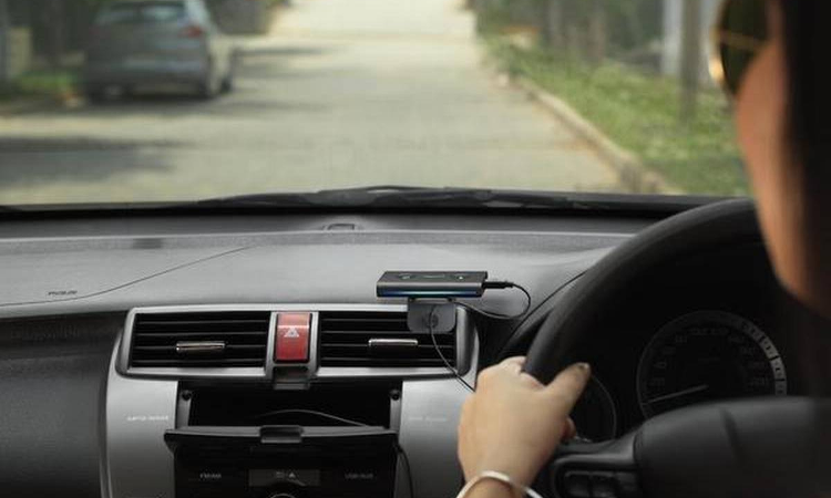 Candidates with excellent driving skills and a clean driving record