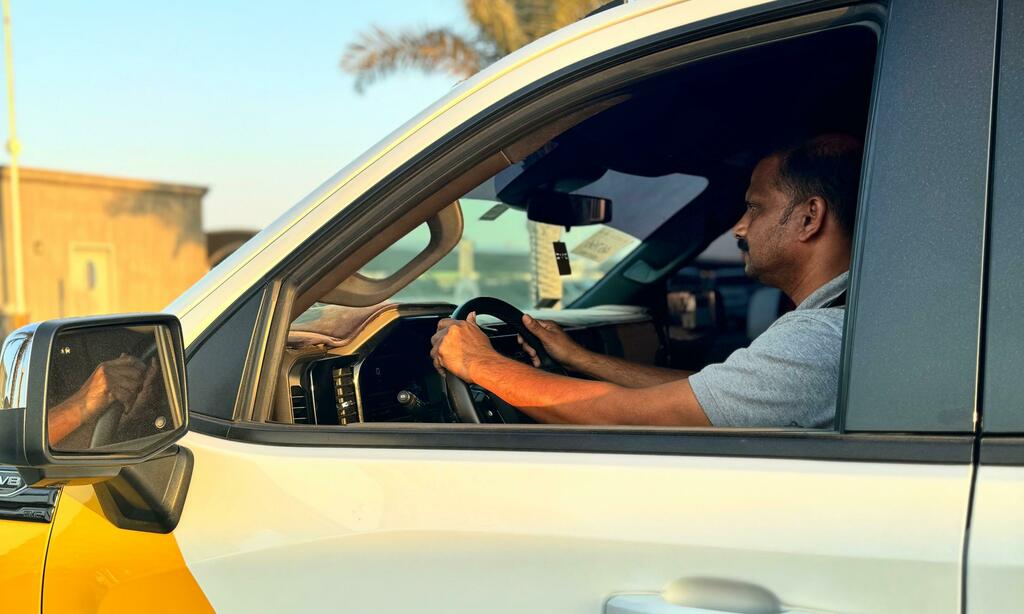 Driver Light Needed in Qatar